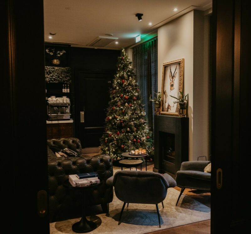 Cozy december at The Yard hotel Zuidkade 🎄✨⁠ ⁠ #getaway...