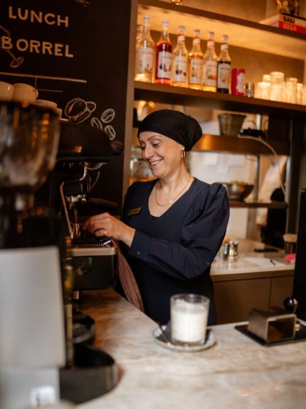 First things first: koffie! ☕ Geniet van een heerlijk kopje...